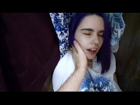 ❤️ Atradu savu māsu skapī un palīdzēju viņai beigt. ☑ Krievu porno pie lv.oldsex.ru ❤